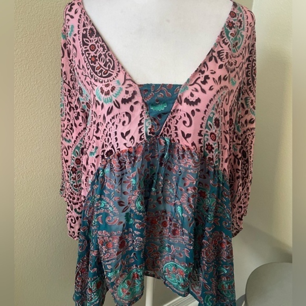 Floreat Brand Color Block Oversized Blouse V Neck Loose Sleeves Pink Medium - Picture 1 of 6
